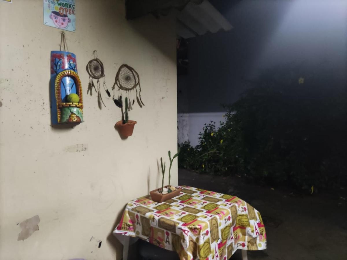 Urban Hostel Педро-Хуан-Кабальеро Экстерьер фото